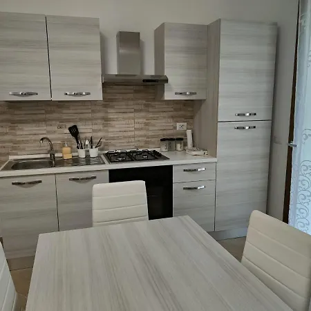 A&m 6 - Universita Apartmán *
