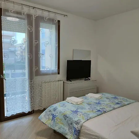 A&m 6 - Universita Apartmán Latina
